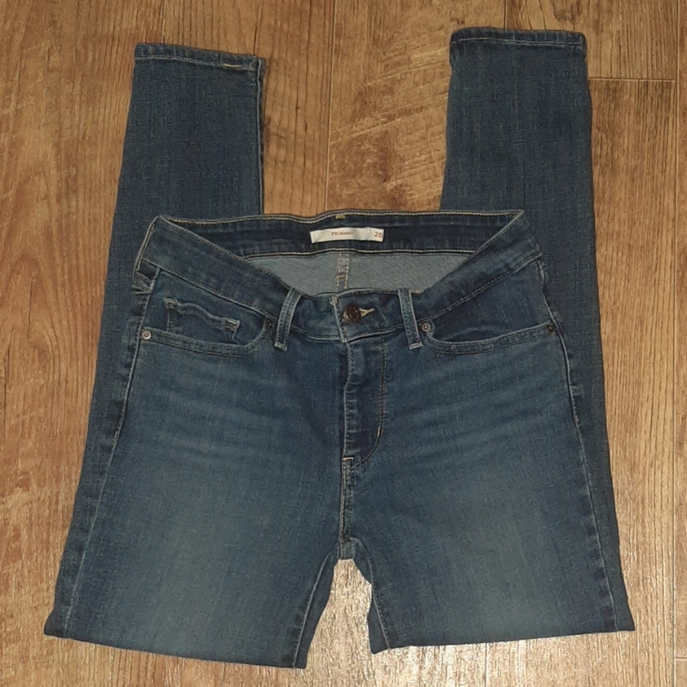 Levi's 711 Skinny Jeans